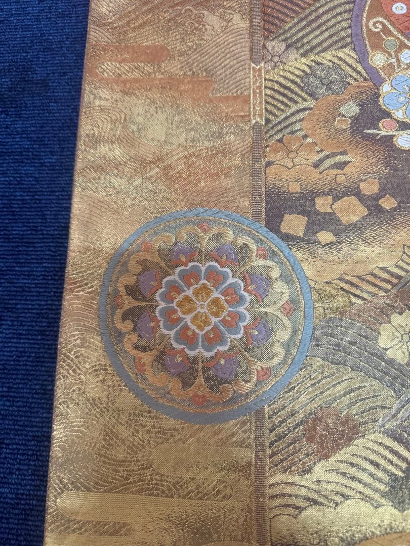 2694袋帯 古代彫金紋 西陣織 金糸 高級上質上品 約440cm 未使用