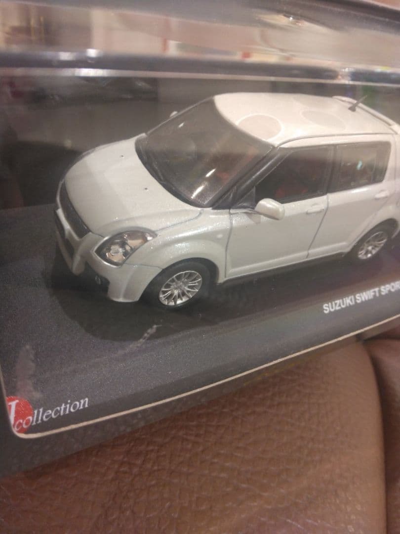 J-collection 1/43 スズキスイフトスポーツ 2006 ホワイト