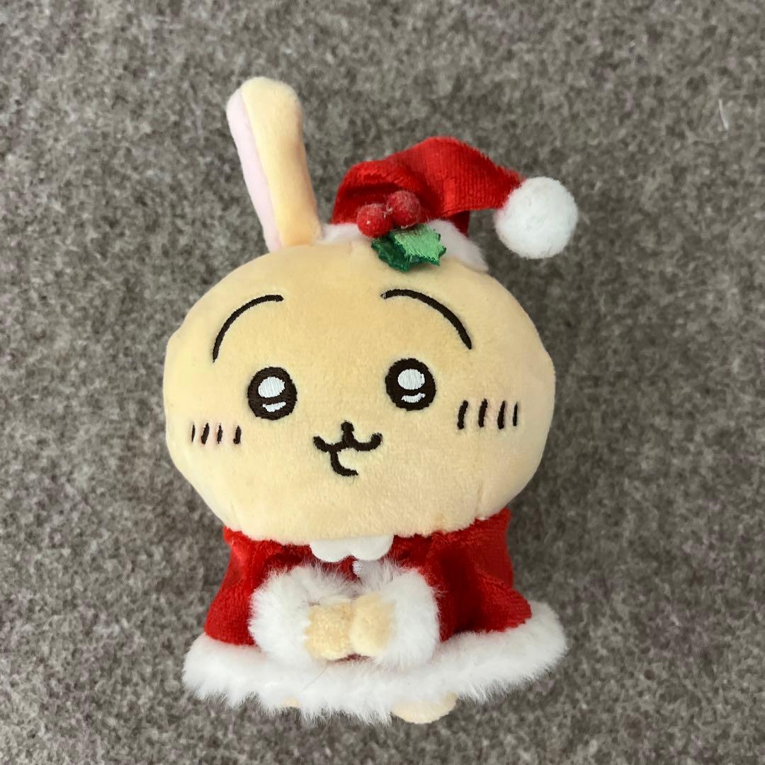ちいかわ サンタさんだ！持ちますマスコット うさぎ