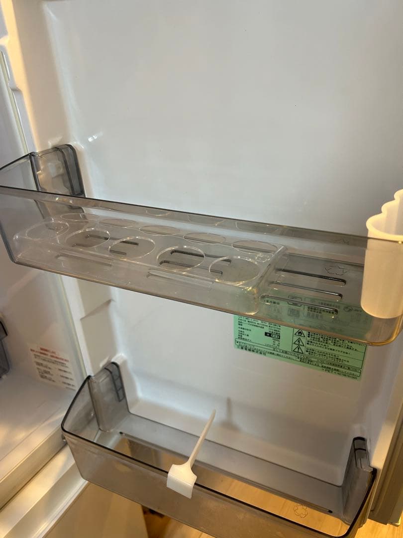 バード　三菱ノンフロン冷凍冷蔵庫 3段棚付き