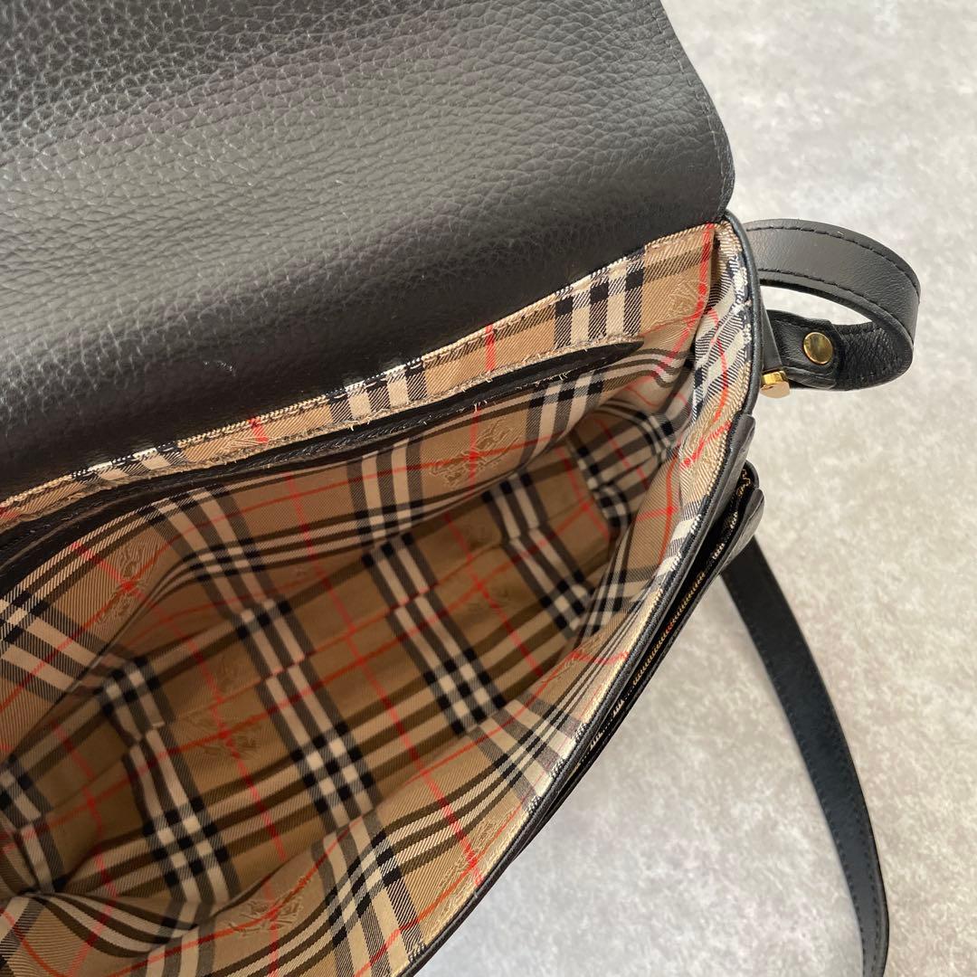 美品 バーバリーズ レザー ショルダーバッグ フラップ ノバチェック 黒
