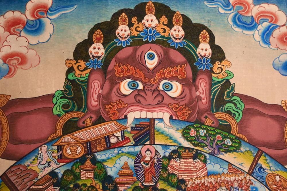 仏】 ☆ 仏教 彩絵六道輪廻図掛軸 ☆ 清朝期 曼荼羅 刺繍表装 布本