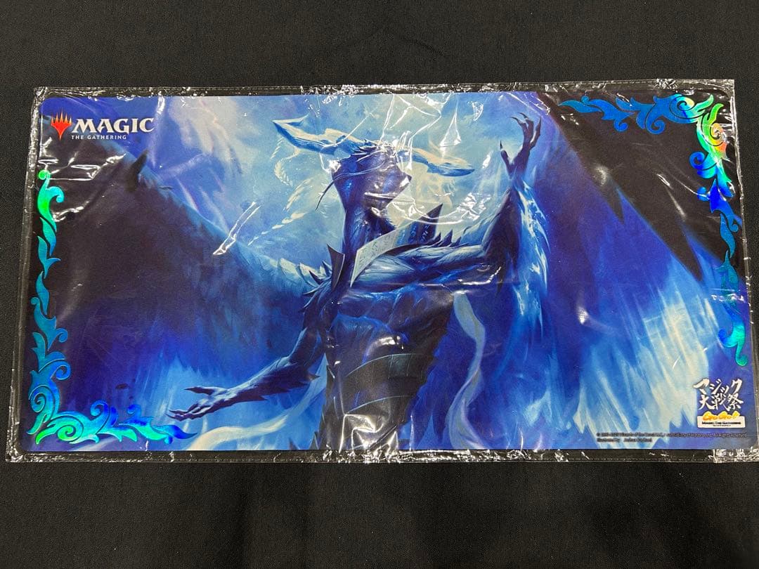 MTGプレイマット マジック大戦祭限定 嵐の目、ウギン 箔押し版 - www