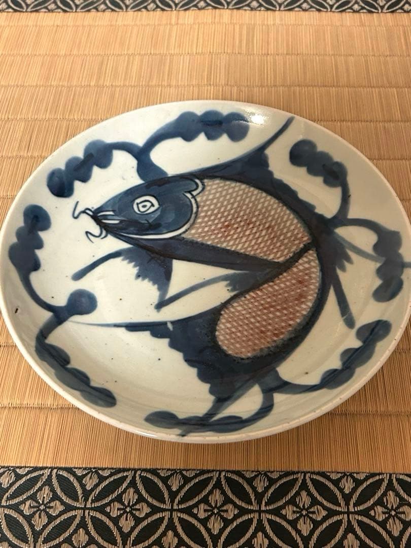 ス*ド様 中国　鯉の図　絵皿　骨董品