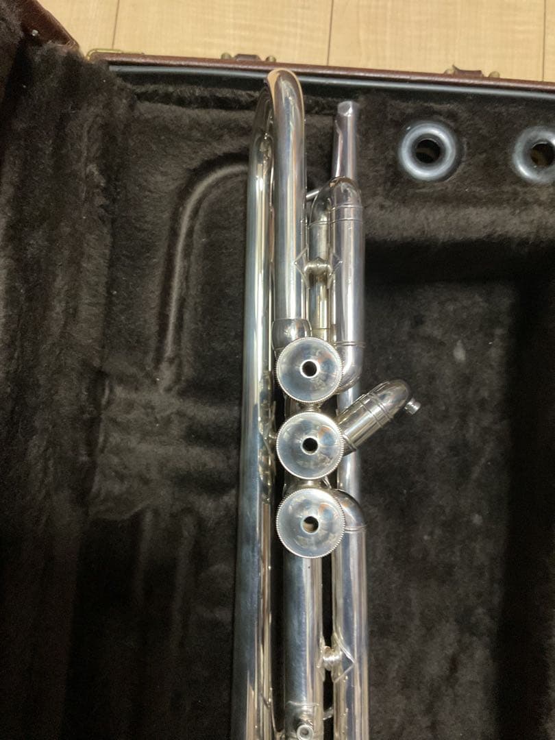 レア！43ベル Bach バックStradivarius トランペット 美品