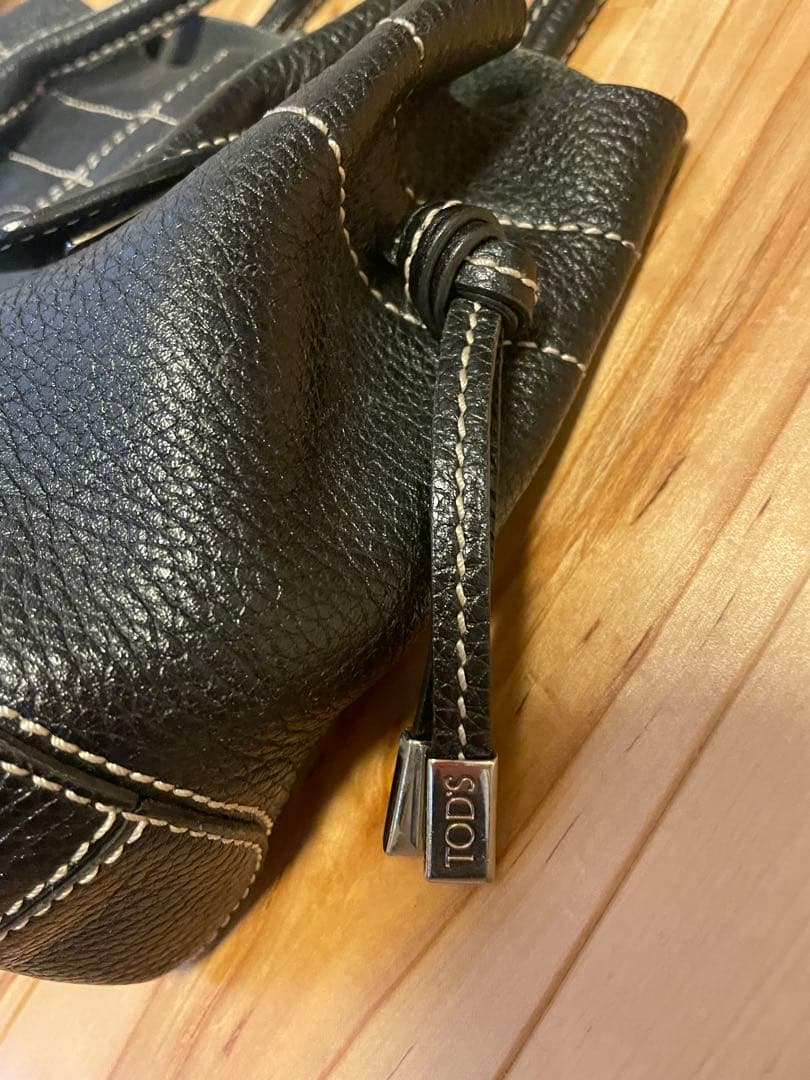 トッズ　バック　黒　レザー　手提げバック