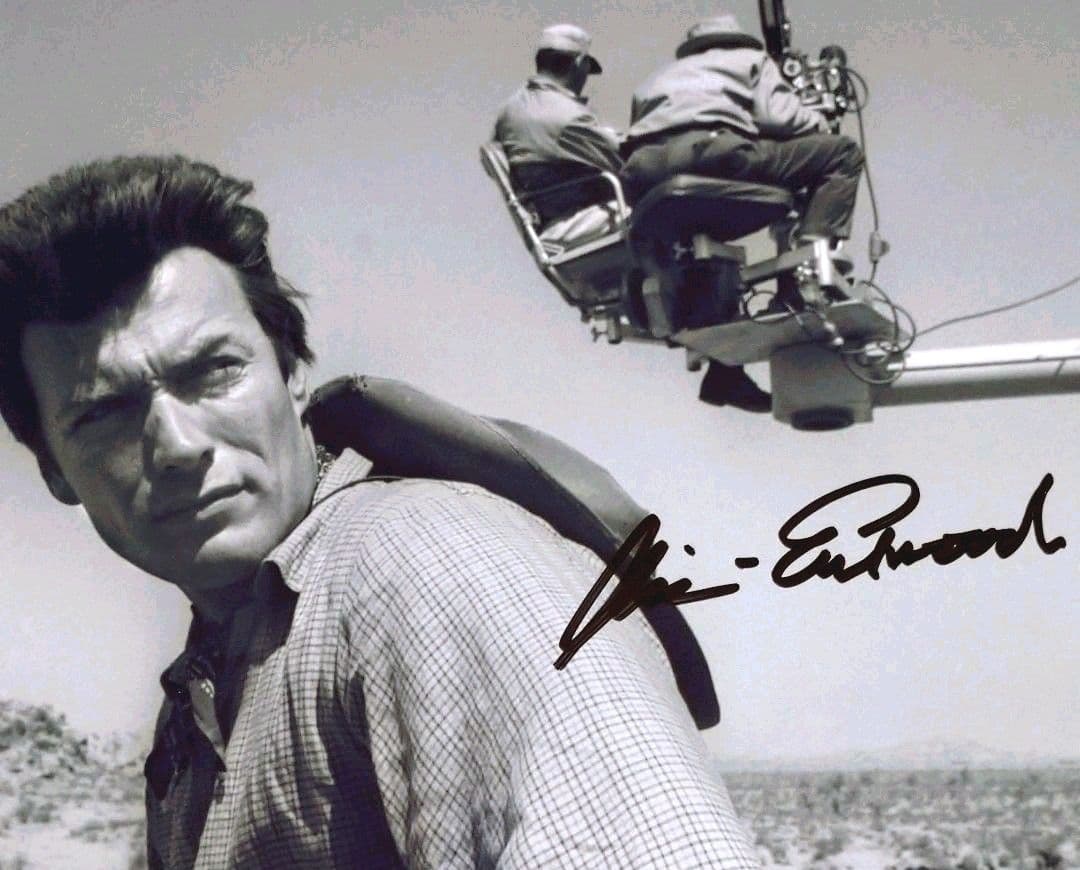 クリント・イーストウッド直筆サイン入り超 大型写真…夕陽のガンマン…