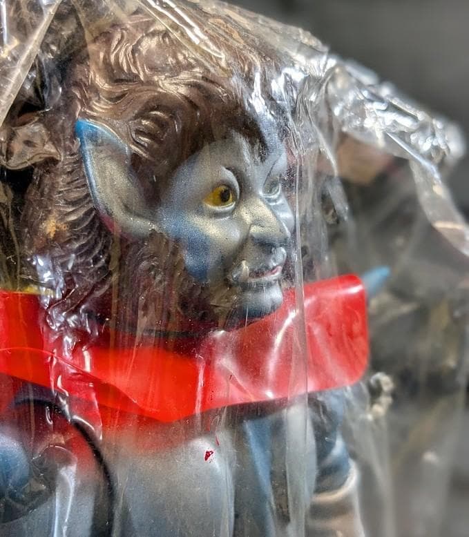 蓄光マグマ大使＆宇宙の帝王ゴア未開封（ブルマァク復刻）ソフビ