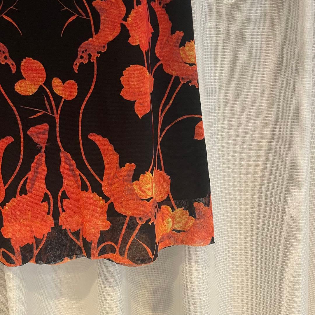 VIVIENNE TAM パワーネット膝丈スカート 黒/オレンジ 花柄 S