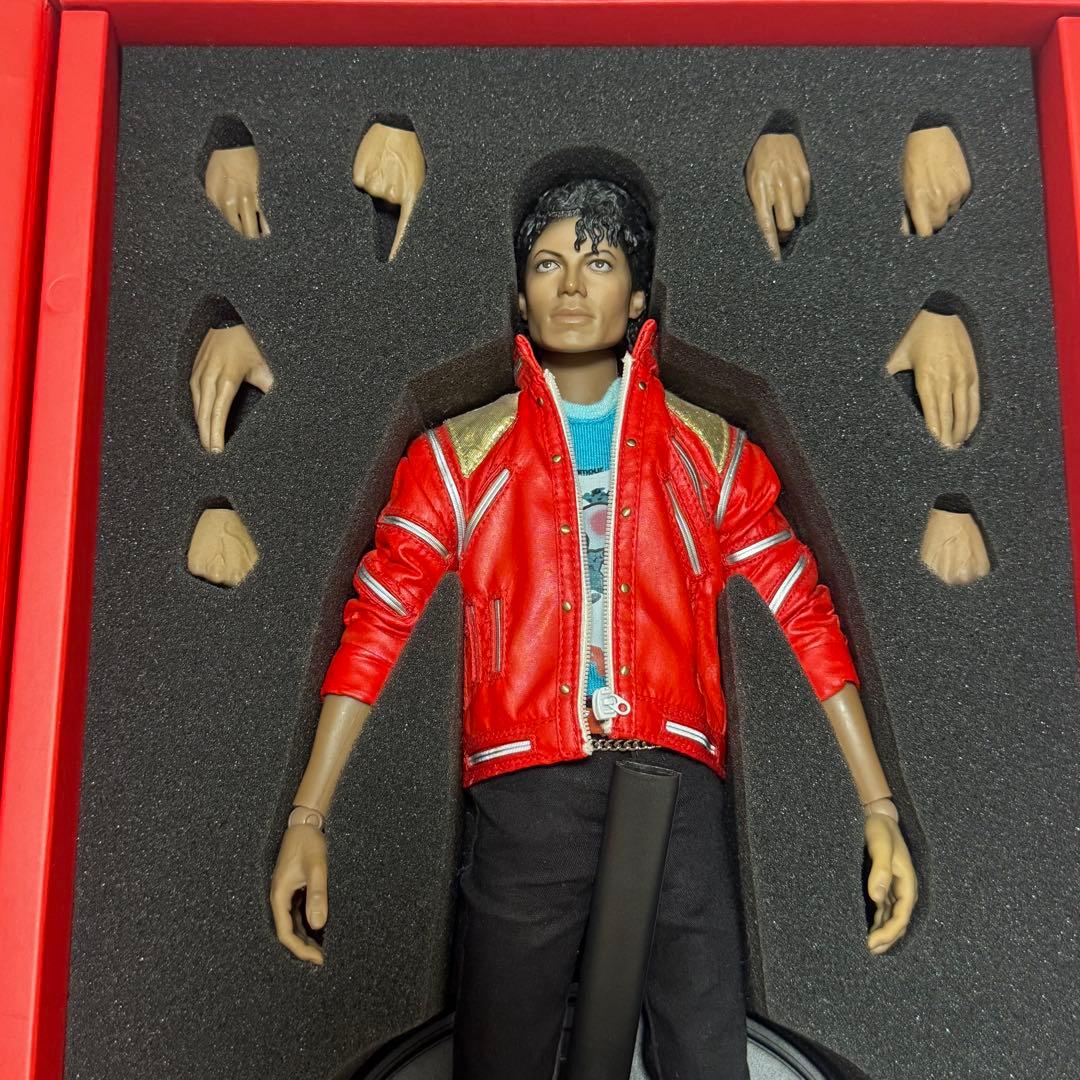 32 ホットトイズ マイケル・ジャクソン Beat It Version Hot Toys