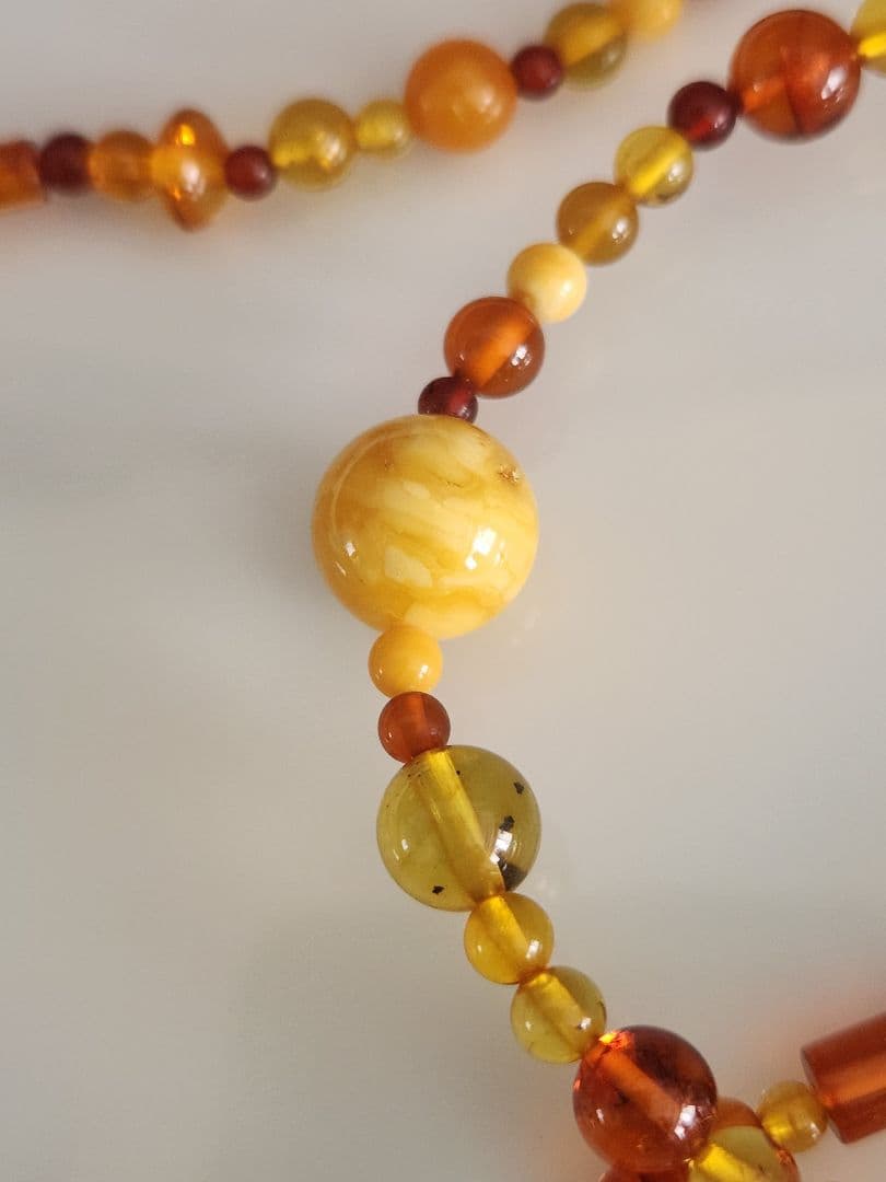 ラストセール！バルティックアンバーネックレス(琥珀) ミックスサイズ 輸入
