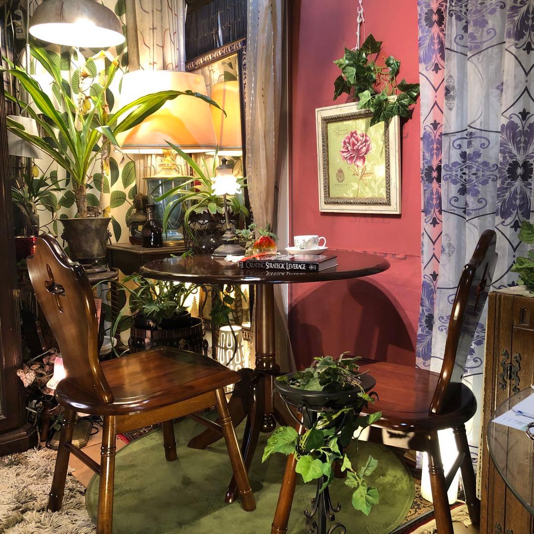 ヴィンテージ 森のサーカス　ラウンドテーブル