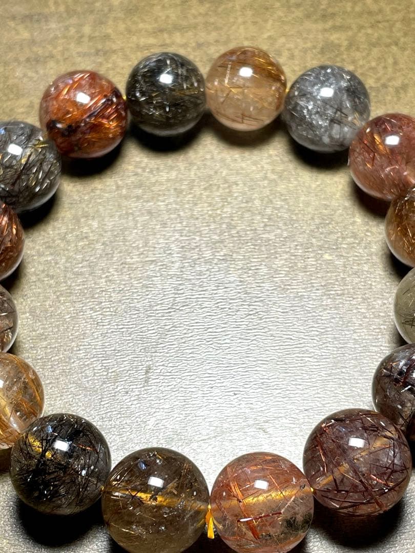 【新入荷】　ミックスタイチンルチルクォーツブレス12.9〜13.9㎜大玉（新品）