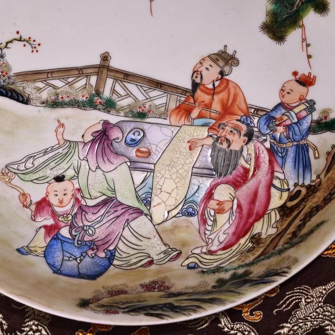 中国古美術・珍蔵粉彩・人物風景絵磁器の中皿・純手描き・箱付・置物