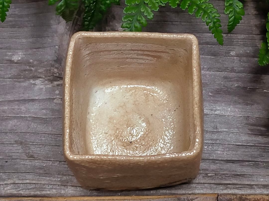 ♥絵志野 ぐい呑み 桐箱付き ㉓ 志野 ぐい飲み 骨董品