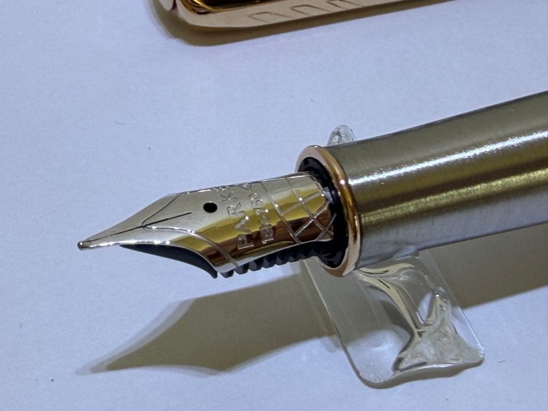 パーカー万年筆 ソネットプレミアムメタル&グレイPGT 細字