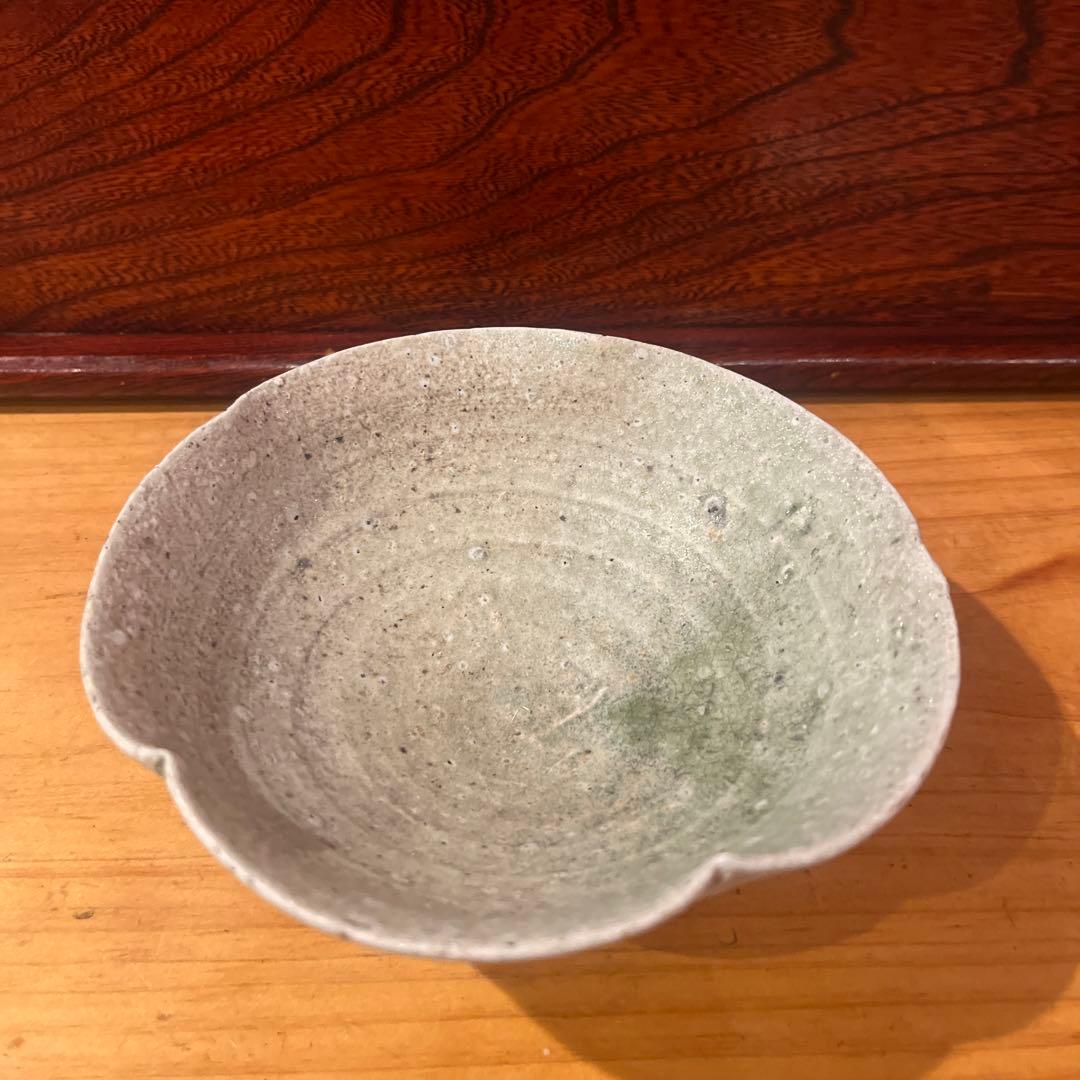 辻村唯 自然釉輪花茶碗 美術品・アンティーク・コレクション