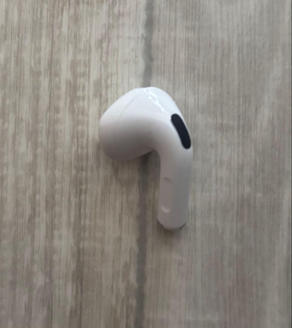 AirPods4本体 ホワイト 左耳のみ ノイキャン無 - メルカリ