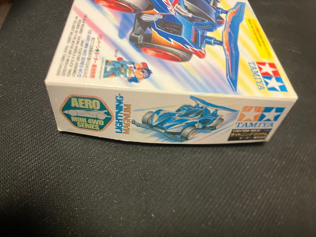 未組立 タミヤ エアロミニ四駆 ライトニングマグナム & ライジングトリガー