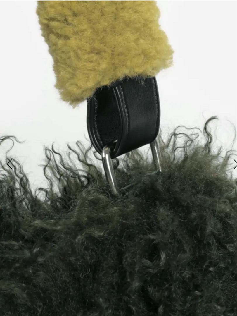 お値下げしました⭐︎RADIATE バイカラーファー×ボアバック A4ファイル