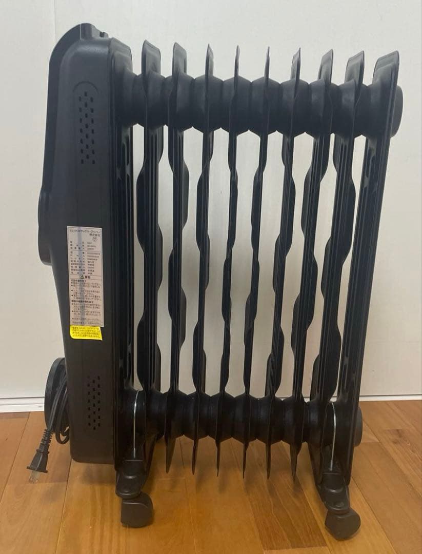 《Electrolux》 コンフォートヒート700 オイルヒーター ‘20年製