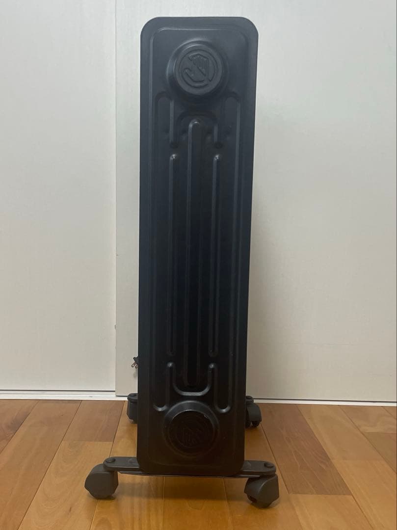 《Electrolux》 コンフォートヒート700 オイルヒーター ‘20年製