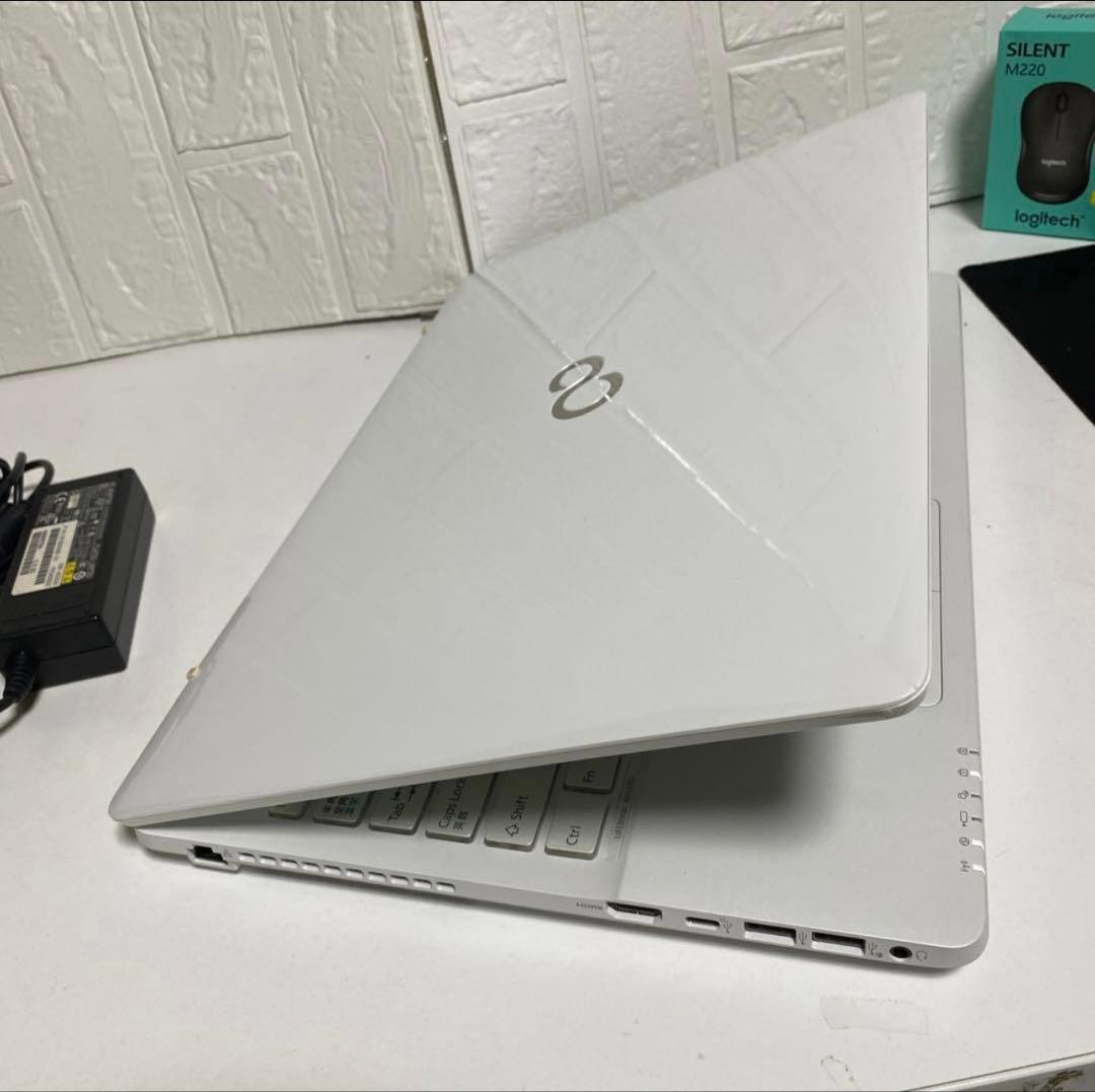 Windows11 オフィス付き Core i7 SSD メモリ8GB 富士通 - メルカリ