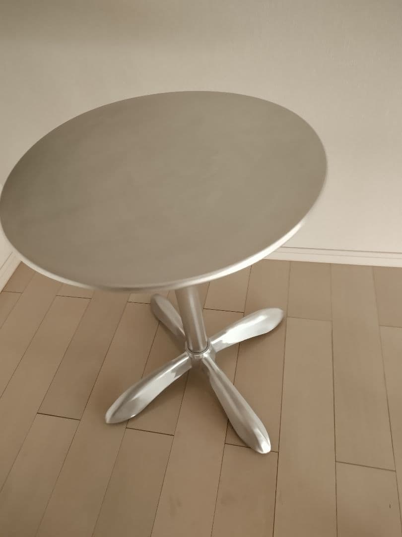 間もなく終了！ダルトンALUMINUMROUND TABLE 60 アルミニウム