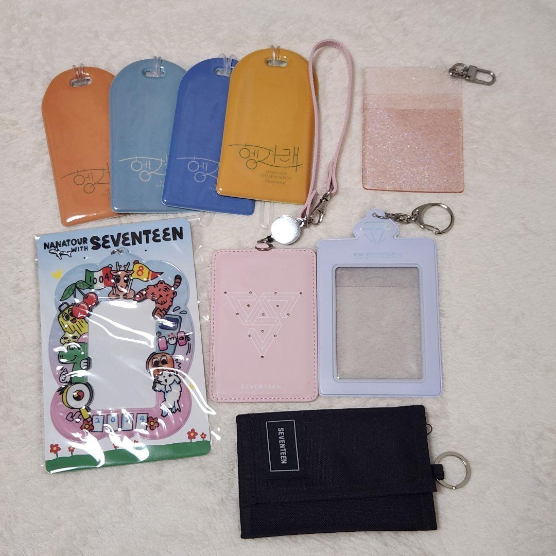 SEVENTEEN　グッズ•本まとめ売り
