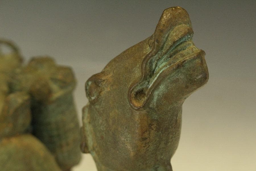 中国美術 青銅 駱駝 置物(LC746) - メルカリ