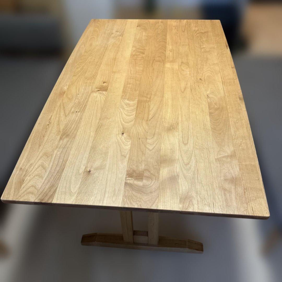 M*t様 送料込みモモナチュラルVIBOダイニングテーブル