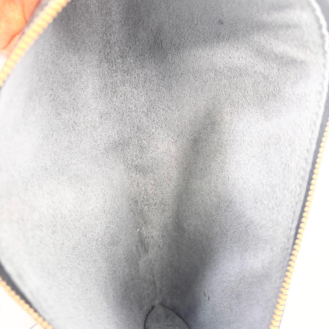 LOUIS VUITTON エピ　アクセソワール24 アクセサリーポーチ 黒