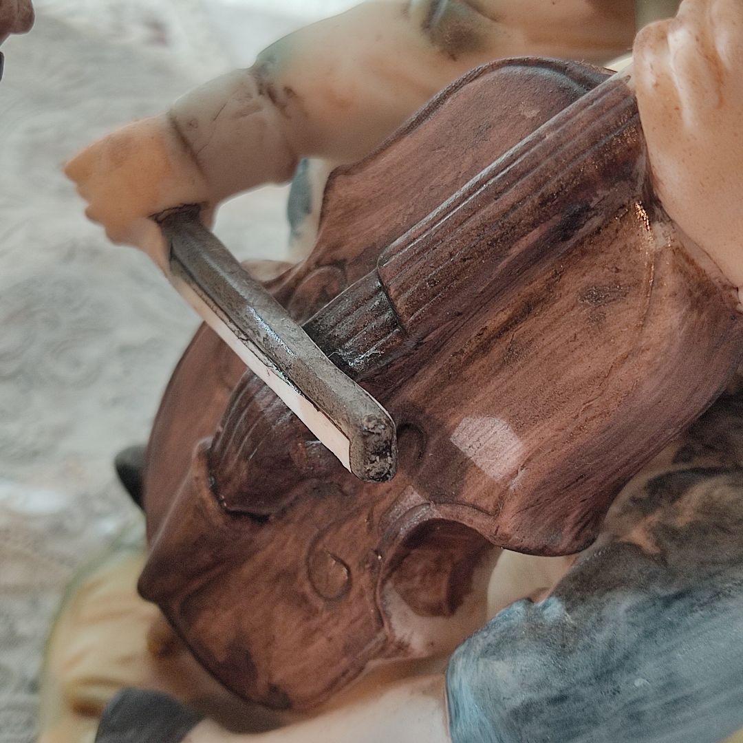 陶器　ビスクドール　バイオリン　チェロ　アンティーク　ヴィンテージ　フィギリン