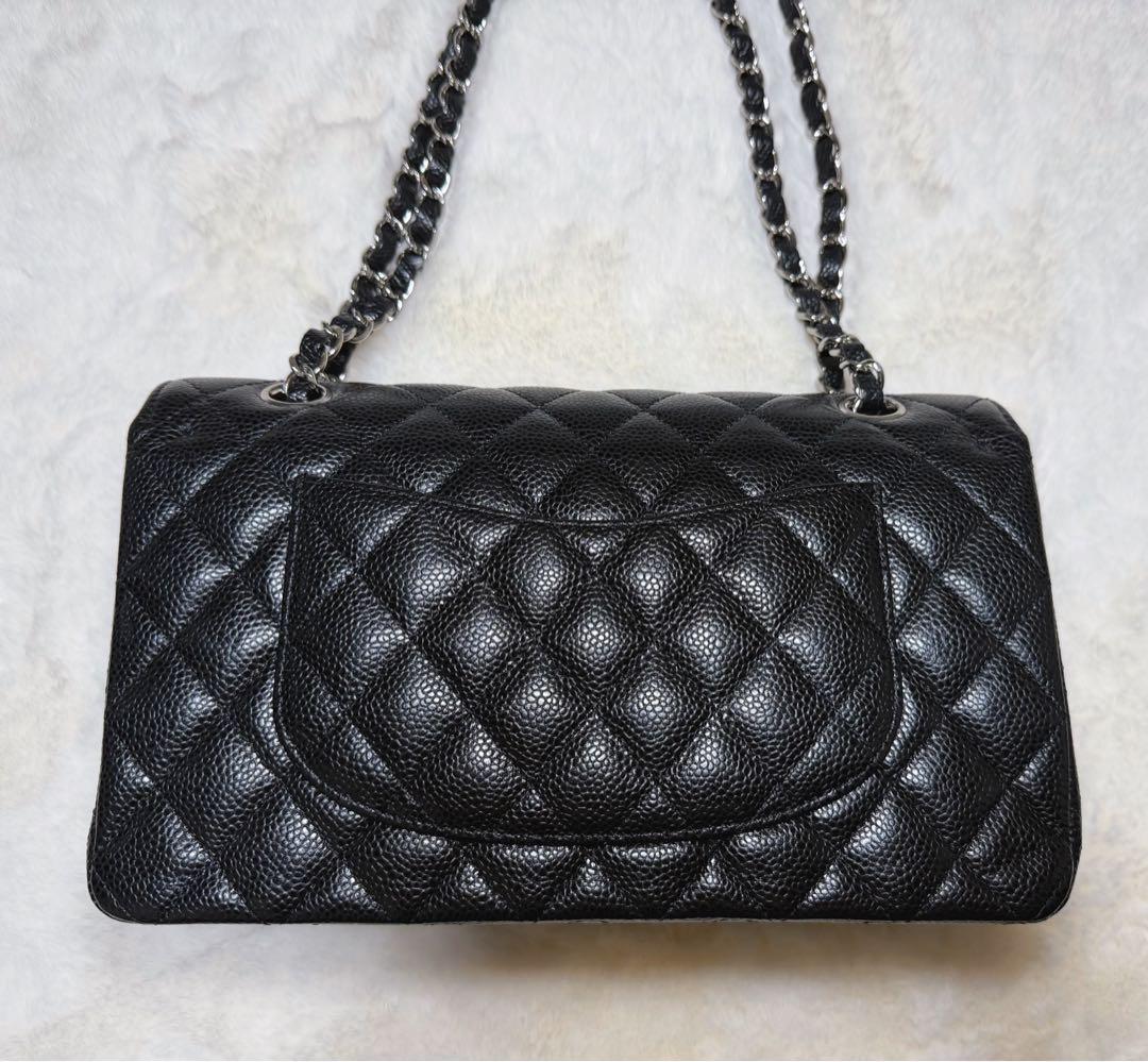 ほぼ新品 CHANEL クラシック マトラッセ25 黒シルバー金具キャビアスキン
