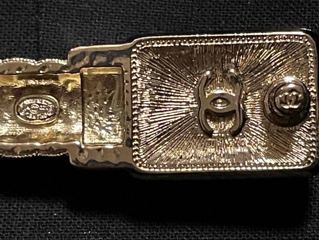 さくらんぼ大好き様御専用✨シャネルリップスティック型ブローチ✨