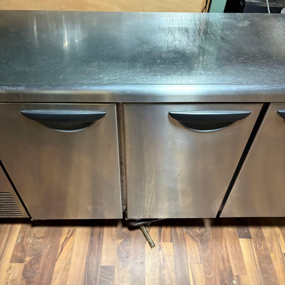 送料込み　サンヨー 3ドア 冷蔵コールドテーブル SUC-N1541J