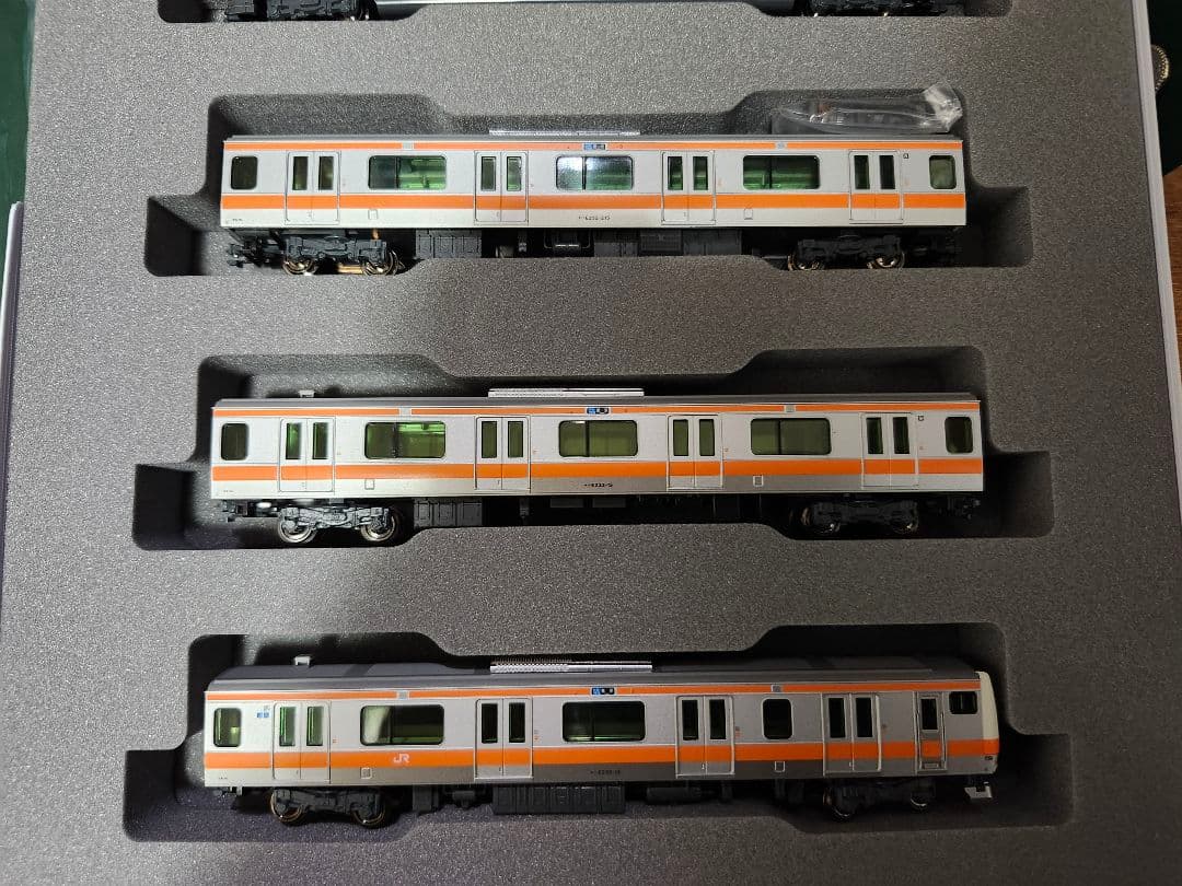 E233系中央線 グリーン車組み込み