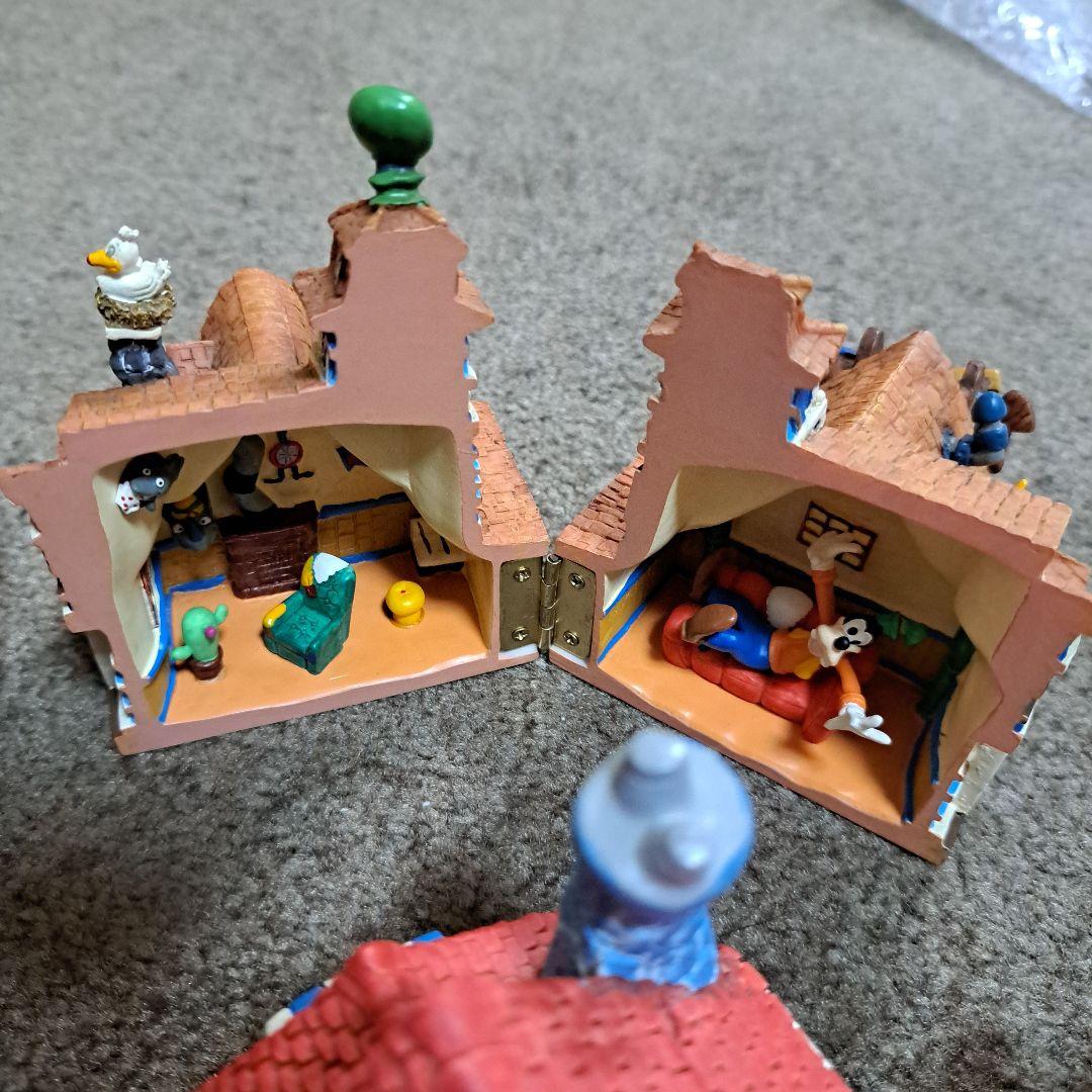 超希少　ミッキー＆フレンズ トゥーンタウン　置物