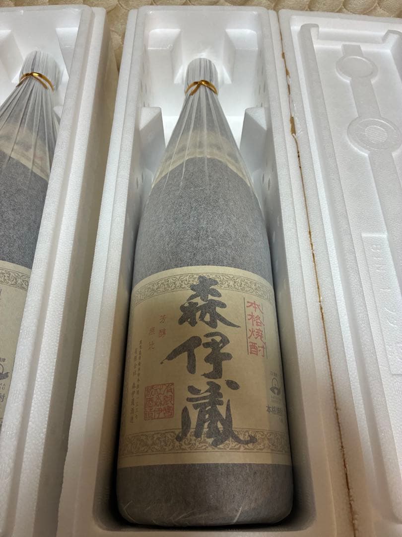 ぱんだ様専用 森伊蔵 焼酎 1800ml 化粧箱入り 2本セット