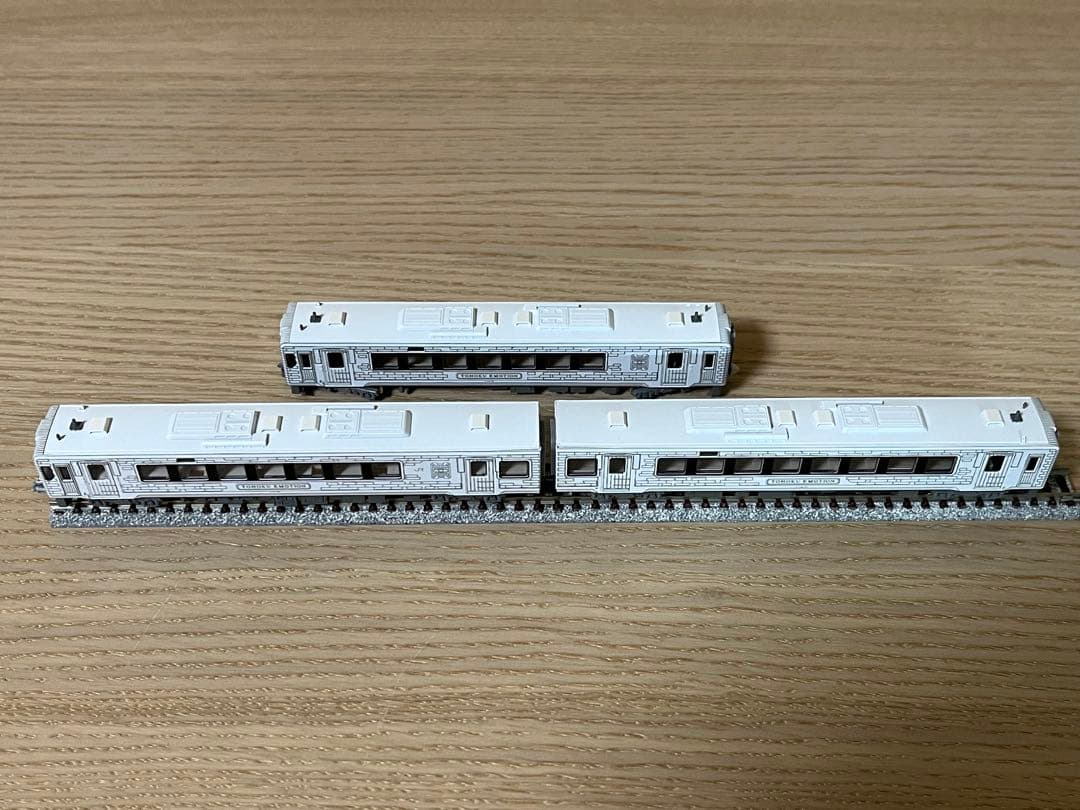 KATO キハ110系〈TOHOKU EMOTION〉タイプ3両セット