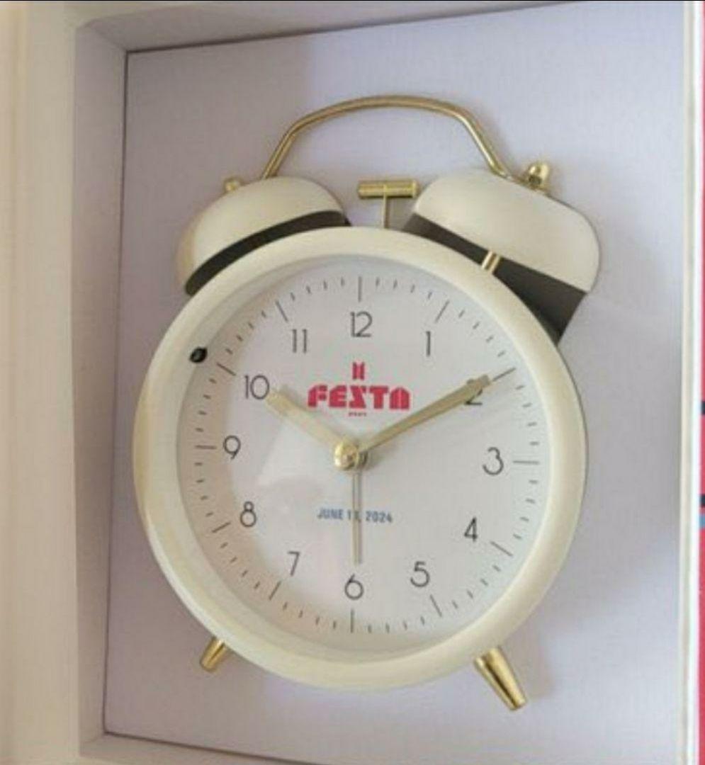 BTS 2024 FESTA ARMY ジン ハグ会 ギフト 卓上時計 ソンムル