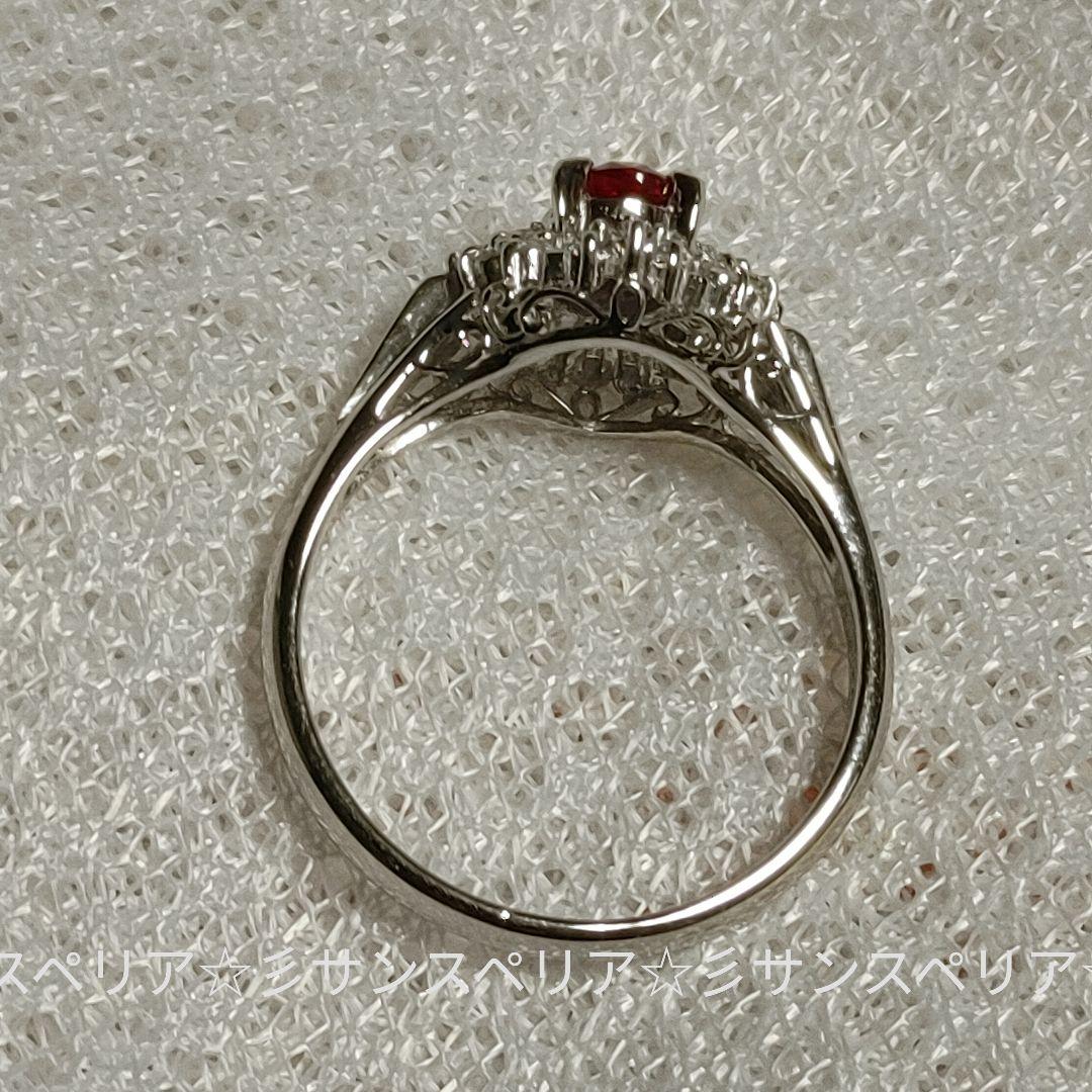 Pt900 ルビー0.65ctとダイヤ計0.24ctのクラシカルなリング