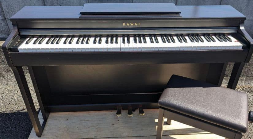 送料込みKAWAI 電子ピアノ CN27R 2016年製 ほぼ未使用Level