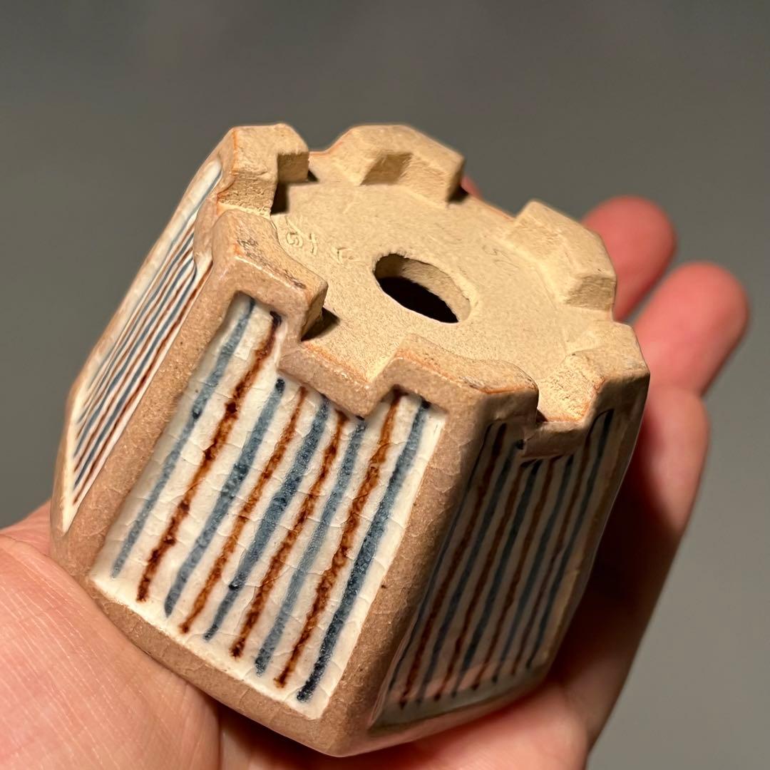 685.山石 額入六角鉢 盆栽鉢 植木鉢 6.7*7.5*4.9cm