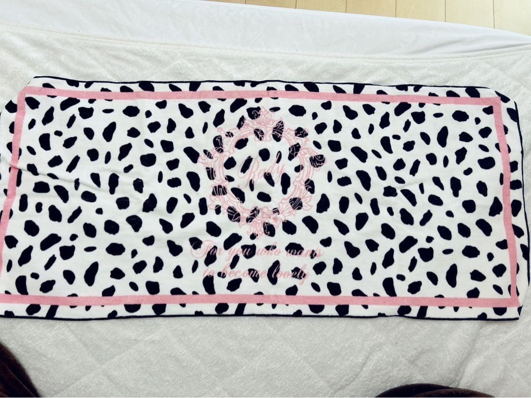 激レア完売品 廃盤 入手困難 Rady リゾートフラワー ダルメシアン