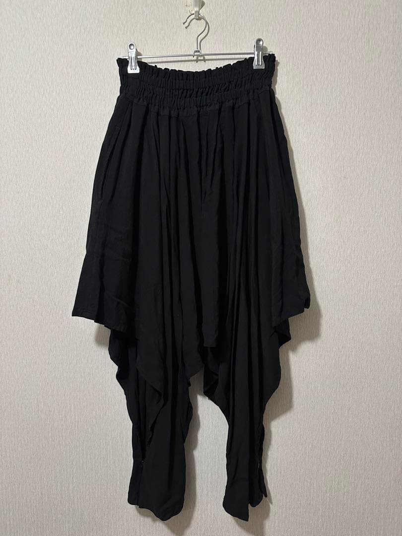 パンツ Limi feu Black Rayon Sarouel Pants