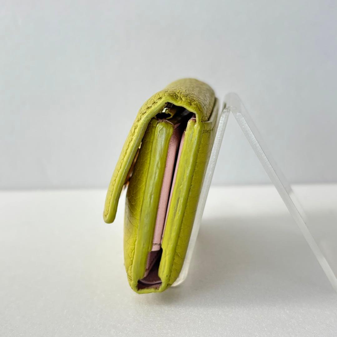 ルイヴィトン 財布　カプシーヌ　三つ折り　ミニウォレット イエロー　黄緑