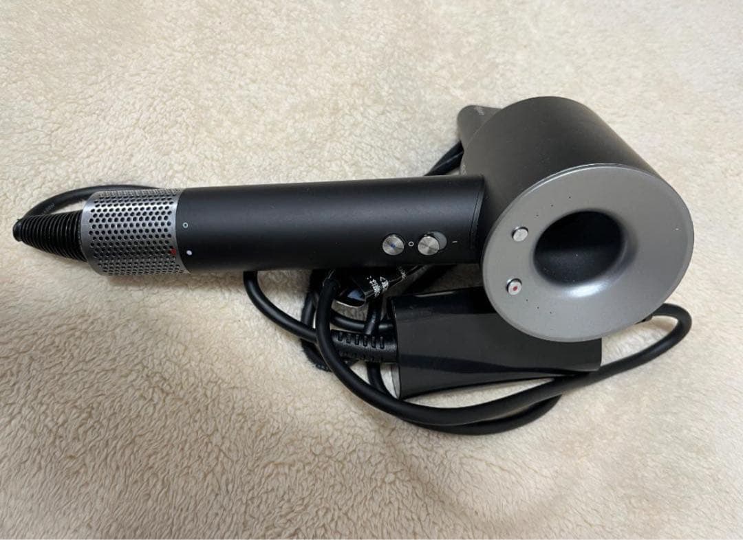 Dyson Supersonic ヘアドライヤー ブラック