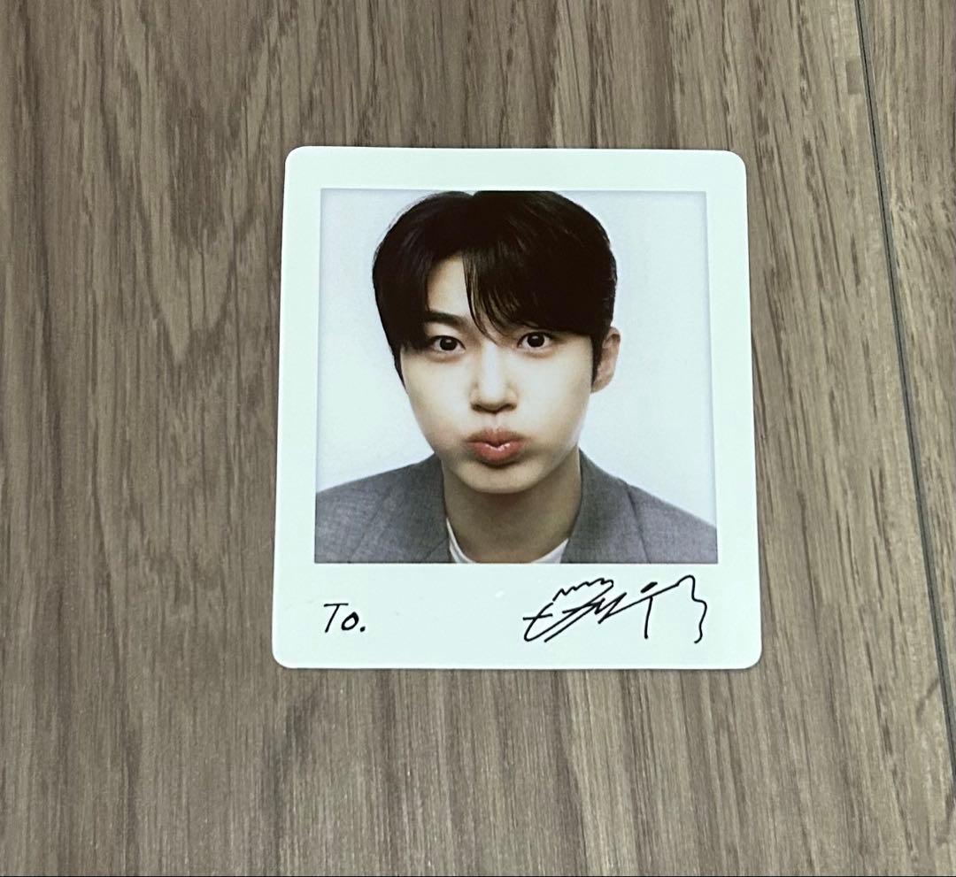 K-POP サイン入りポラロイド写真 - メルカリ