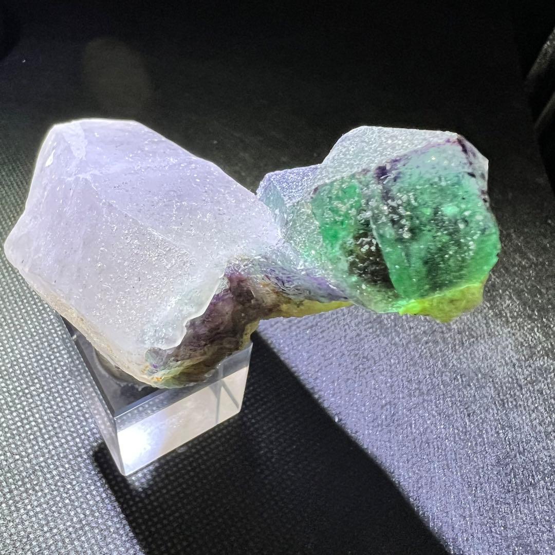 ナミビア エロンゴ産 クォーツ共生フローライト キャビネットサイズ